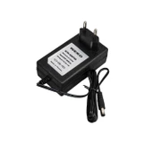 Weko 14.4 Volt 1 Amper Priz Tipi Adaptör Kırmızı Yeşil Ledli Şarj Dolum Göstergeli 5.5x2.5 Uçlu - 5