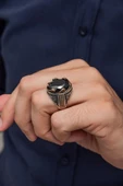 Siyah Taşlı Dalga Motif 925 Gümüş Erkek Yüzük thumbnail 4