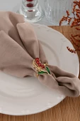 TR Turan Collection MÜGE 6'lı Gold Lüks Peçete Halkası, Mineli Müge Çiçeği Dekorlu Peçete Yüzüğü - 6