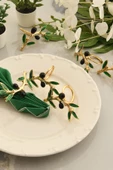 TR Turan Collection ZEYTİN DALI 6'lı Gold Lüks Peçete Halkası, Yeşil-Siyah Mineli Zeytin Dekorlu Peçete Yüzüğü - 3