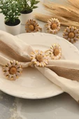 TR Turan Collection PAPATYA 6'lı Gold Lüks Peçete Halkası, Krem Renk Mineli Çiçek Model Peçete Yüzüğü - 1