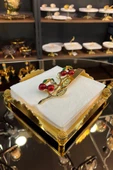 TR Turan Collection Metal Gold Peçetelik, Kiraz Dekorlu Şık Kare Peçetelik - 1