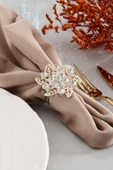TR Turan Collection BROŞ 6'lı Gümüş Lüks Peçete Halkası, Çiçek Model Kristal Taşlı Peçete Yüzüğü - 3