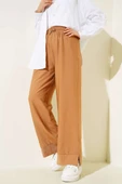 Paça Yırtmaçlı Pantolon Camel thumbnail 2