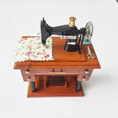 Nostaljik Dikiş Makinası Müzik Kutusu Kurmalı Müzik Kutusu Dekoratik Müzik Kutusu - 6