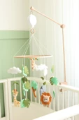 (MÜZİKSİZ) El Yapımı Doğal Beşik Dönencesi, Keçe Malzemeden Safari Temalı Bebek Odası Aksesuarı - 4