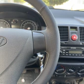 Hyundai Accent Era Araca Özel Direksiyon Kılıfı (Nokta Düz Gri Dikiş) thumbnail 5