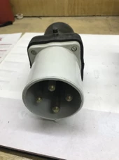 Trifaze fiş 3x63A Metesan thumbnail 3