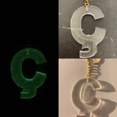 Ç Harfi Fosforlu Neon Yeşil Renk Parlak Simli Gold Aksesuarlı Anahtarlık El Yapımı Epoksi Hediyelik - 1