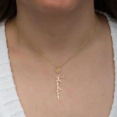 Çiçek Desenli 925 Gümüş İsimli Kolye thumbnail 4