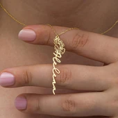 Çiçek Desenli 925 Gümüş İsimli Kolye thumbnail 1