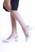 Zlato Kadın Beyaz Arkası Açık Stiletto Topuklu ayakkabı - 1