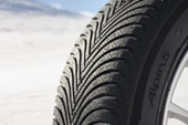 Michelin 225/45R17 91V ZP RFT Alpin 5 - 2