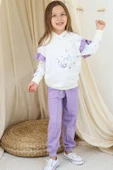 Kız Çocuk Kollarında Fırfır Detayı Üzerinde Gül Çiçek Baskılı Kapüşonlu Lila Eşofman Takım thumbnail 6