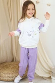 Kız Çocuk Kollarında Fırfır Detayı Üzerinde Gül Çiçek Baskılı Kapüşonlu Lila Eşofman Takım thumbnail 2
