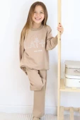 Kız Çocuk Latte Yazı Baskılı Owersize Kazak Geniş Paça Bej Eşofman Takım - 4