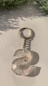 S Harfi Şeffaf Epoksi Simli Glitterli Ortanca Çiçeği Yapraklı Gümüş Aksesuarlı Anahtarlık El Yapımı thumbnail 5