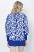 Kadın Triko Kazak Bisiklet Yaka Zebra Desenli Oversize Yırtmaçlı Saks Mavi - 9