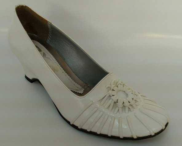 Byr Beyaz Renk Dolgu Topuk Ayakkabı