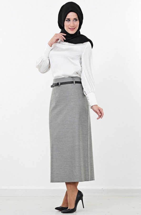 BAYAN KALEM ETEK 90 CM BOYUNDA ARKA KAPALI YIRTMAÇ