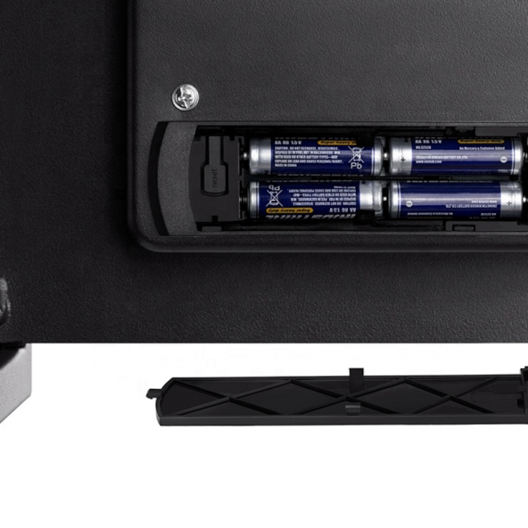 İnsafe ISEUC25 Orta Boy Lcd Ekranlı Çelik Kasa Para Kasası Değerli Eşya ve Mücevher Kasası - 6