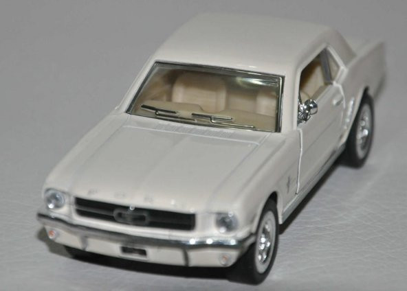 Welly 1:36 Ford Mustang 1964 Metal Araba