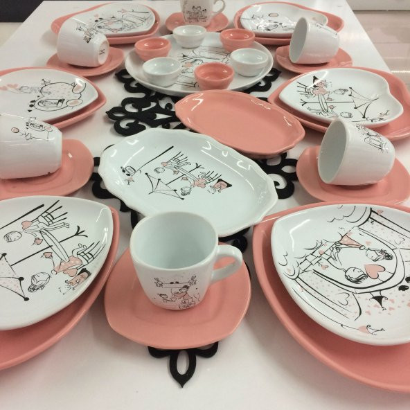 Keramika 6 Kişilik Peri Masalı Pembe Kahvaltı Takımı