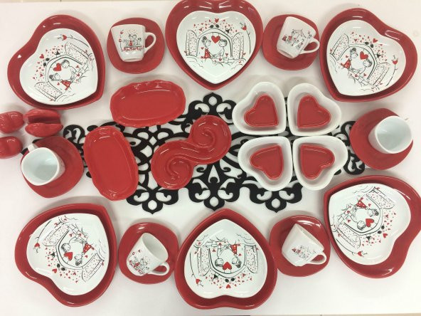 6 Kişilik Keramika Peri Maslı Kırmızı Kalp Kahvaltı Takımı