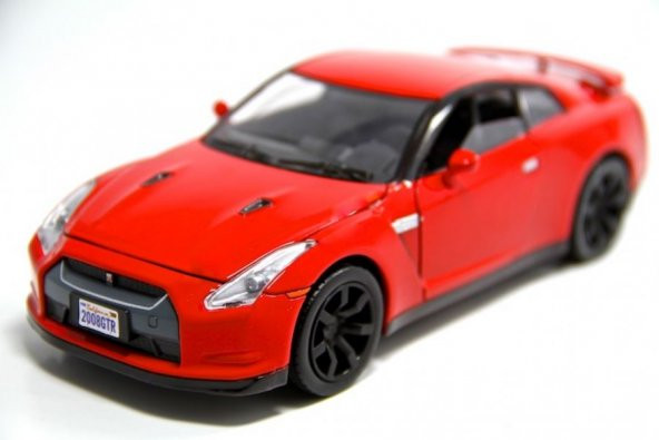 1:24 2008 Nissan GT-R (Kırmızı) Model Araba