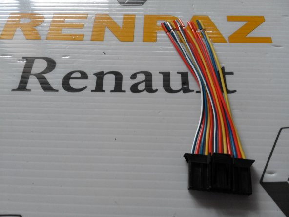 RENAULT MEGANE 2 SİGORTA KUTU SOKETİ 12K001 - 2
