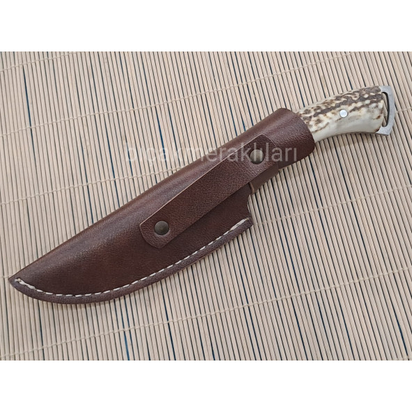 Av Bıçağı N690 Çelik Geyik Boynuzu Sap 26cm Toplam Uzunluk Gravür Desenli