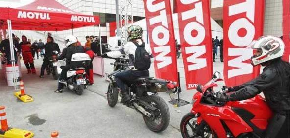 MOTUL 5100 4T 10W50 - 4 LİTRE - 3