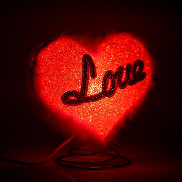 Love Yazılı Sevgiliye Özel Kalp Işık