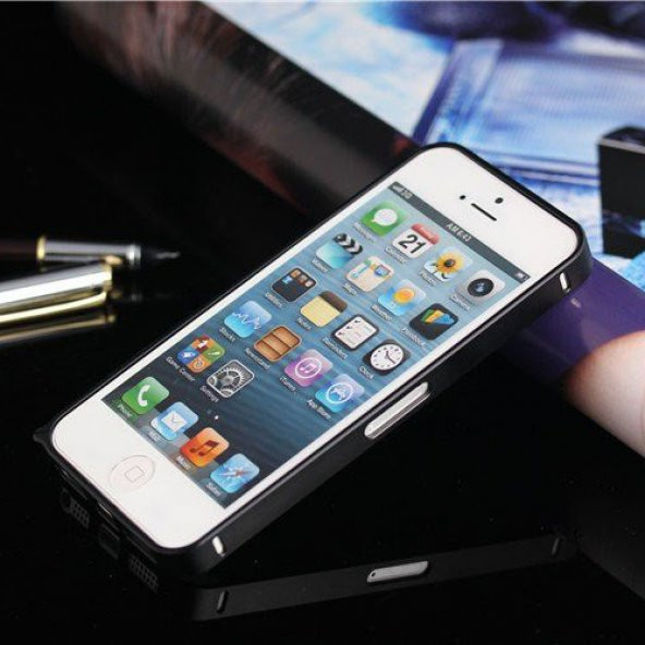 iPhone 4s 0,7mm Metal Bumper Çerçeve Kılıf Siyah - 3