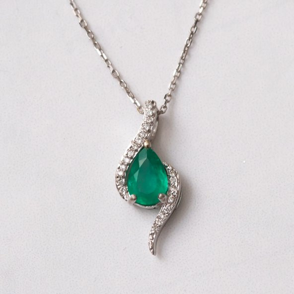 Goldstore 14 Ayar Altın  0.09 ct Pırlanta Zümrüt Kolye DP18428