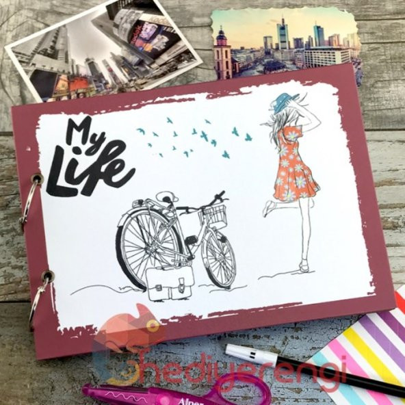 Bisikletli Sevimli Kız Kendin Tasarla Fotoğraf Albümü