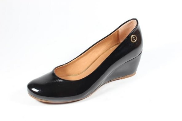 Ella 255-502 Siyah Rugan Bayan Dolgu Topuklu Ayakkabı