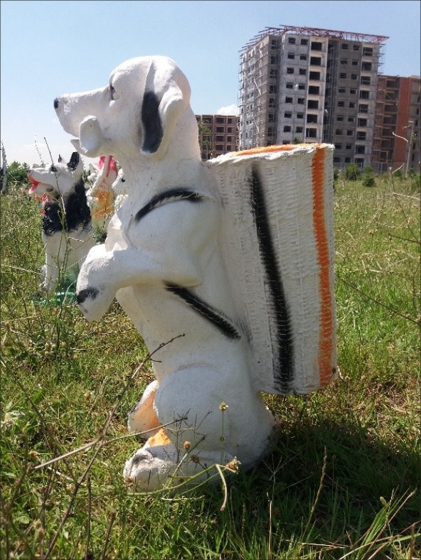 Kemikli Sevimli Köpek İç Dış Mekan 55cm Şemsiyelik Sepetli Heykel - 2