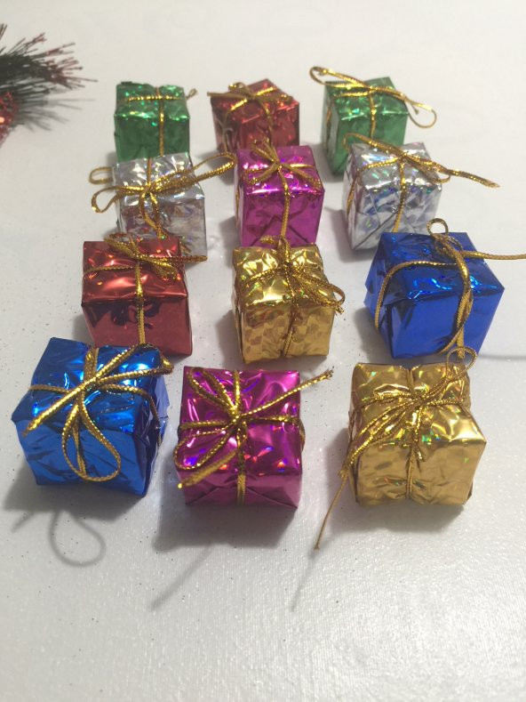 Yılbaşı Ağacı için Hediye Kutuları