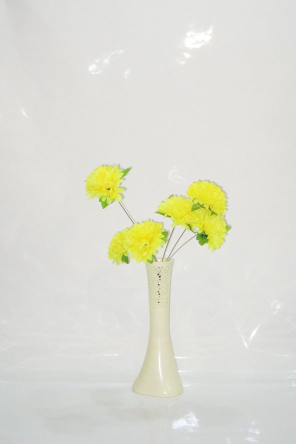 Uzun 6 Sarı Çiçek 40 cm Krem Rengi İşlemeli Dengeli Konik Vazo