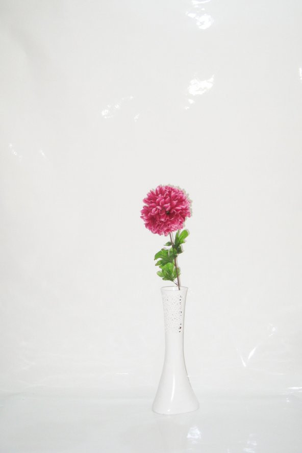 Uzun 40 cm Beyaz Delikli Dengeli Vazo 1 Mor Ortanca Çiçek