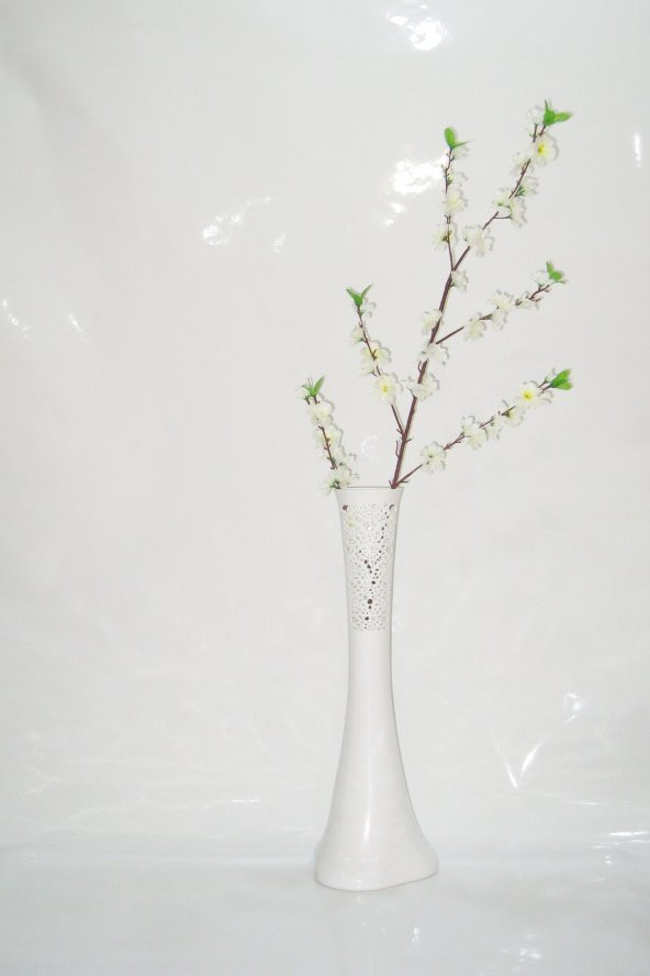 60 cm Beyaz İşlemeli Vazo Beyaz Bahar Dalı