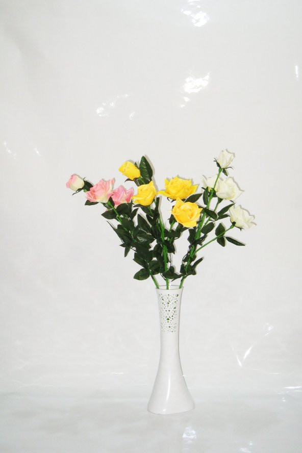 40 cm Beyaz Delikli Vazo Renkli Güller