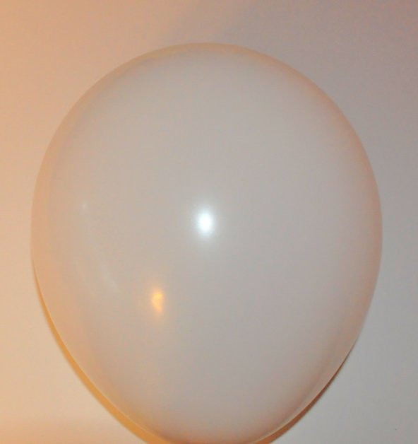 Normal Mat Klasik Beyaz Renk Balon  50 Adet