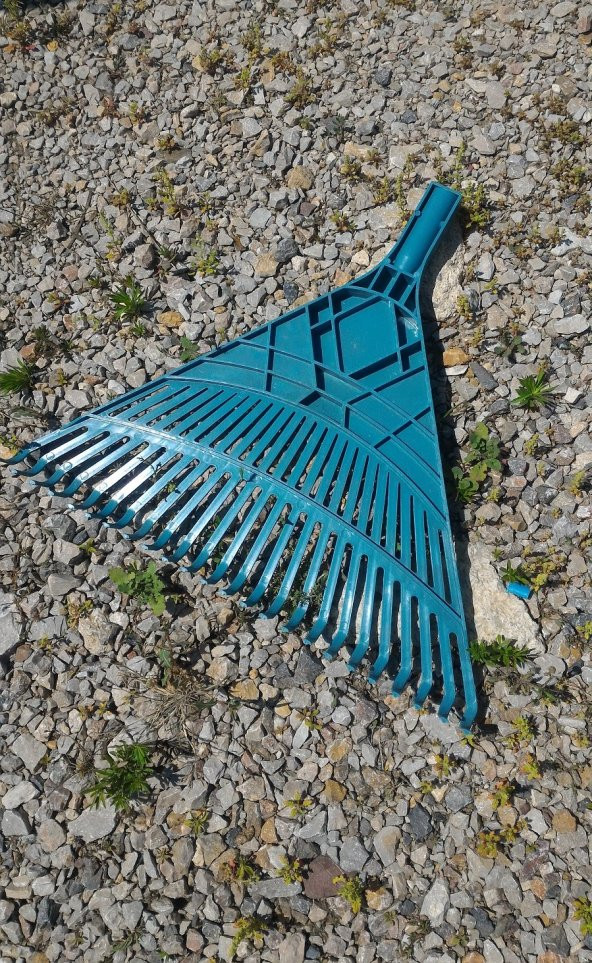 Bahçe Tırmığı 24 Dişli Yaprak Tırmığı Plastik Tırmık Çim Temizleme Tırmığı - Resim 2