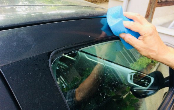 TERLANS Pratik & Parfümlü Hızlı Cila Boya Koruma Parlatma Araç Temizleyici 500 ml + Mikrofiber Bez - 2