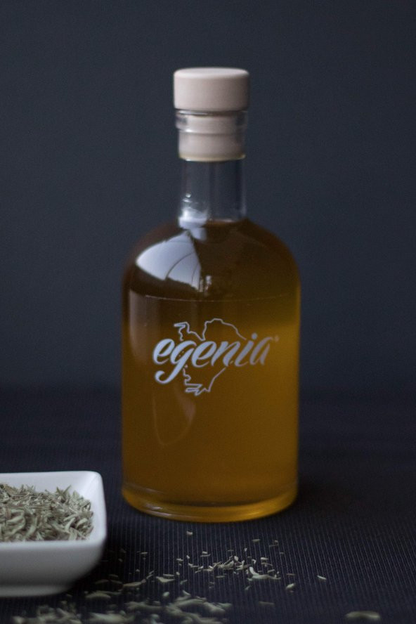 Egenia - Kekik Çeşnili Zeytinyağı (250 ml)