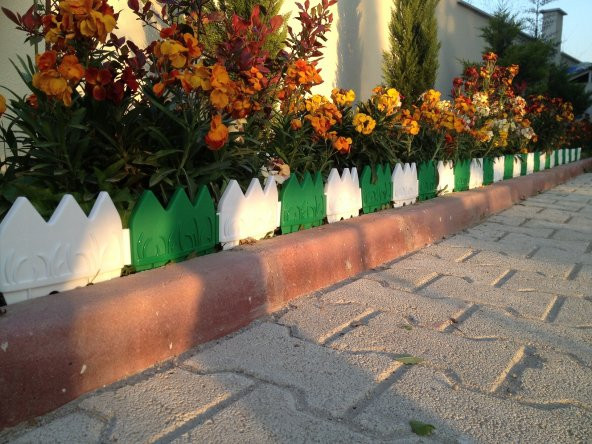 Dekoratif Bahçe Çiti 8 Adet 136 CM Lale Kabartmalı Desen - 3