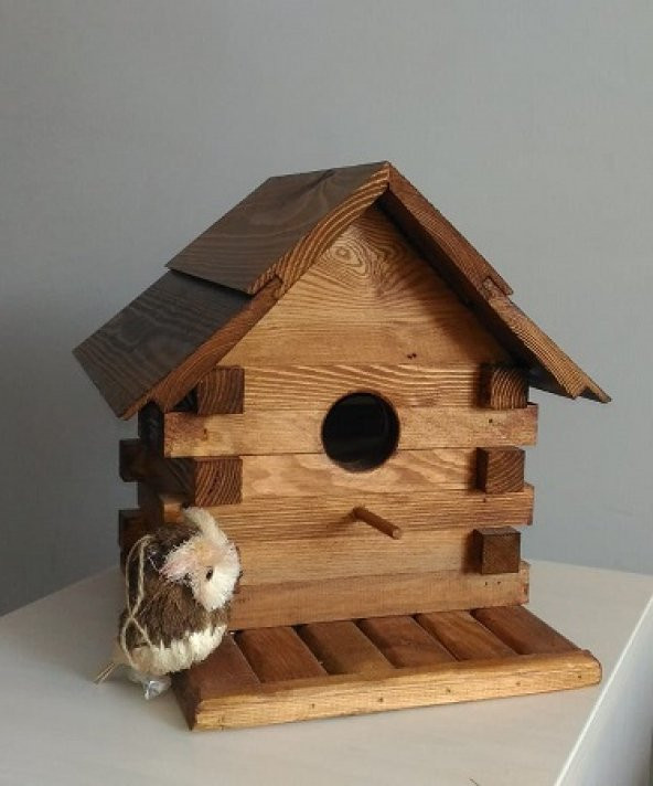 Ahşap Kuş Yuvası