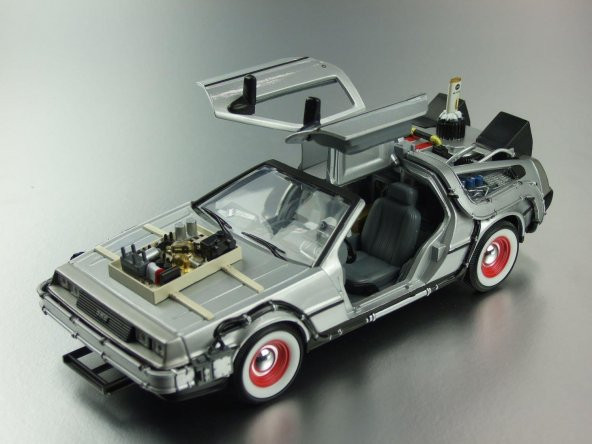Geleceğe Dönüş Arabası Seri 3 Metal Model Araba Back To The Future Delorean 1-24 Ölçek - 5